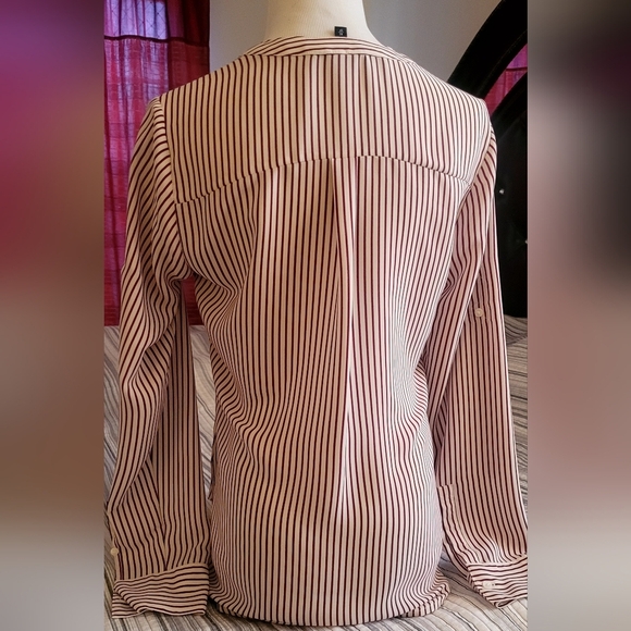 Express Striped Top XS - Picture 6 of 7